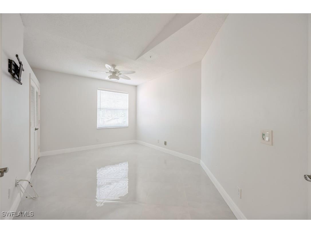 74 Silver Oaks Circle #9-202 Naples FL 34119 225053865 image29