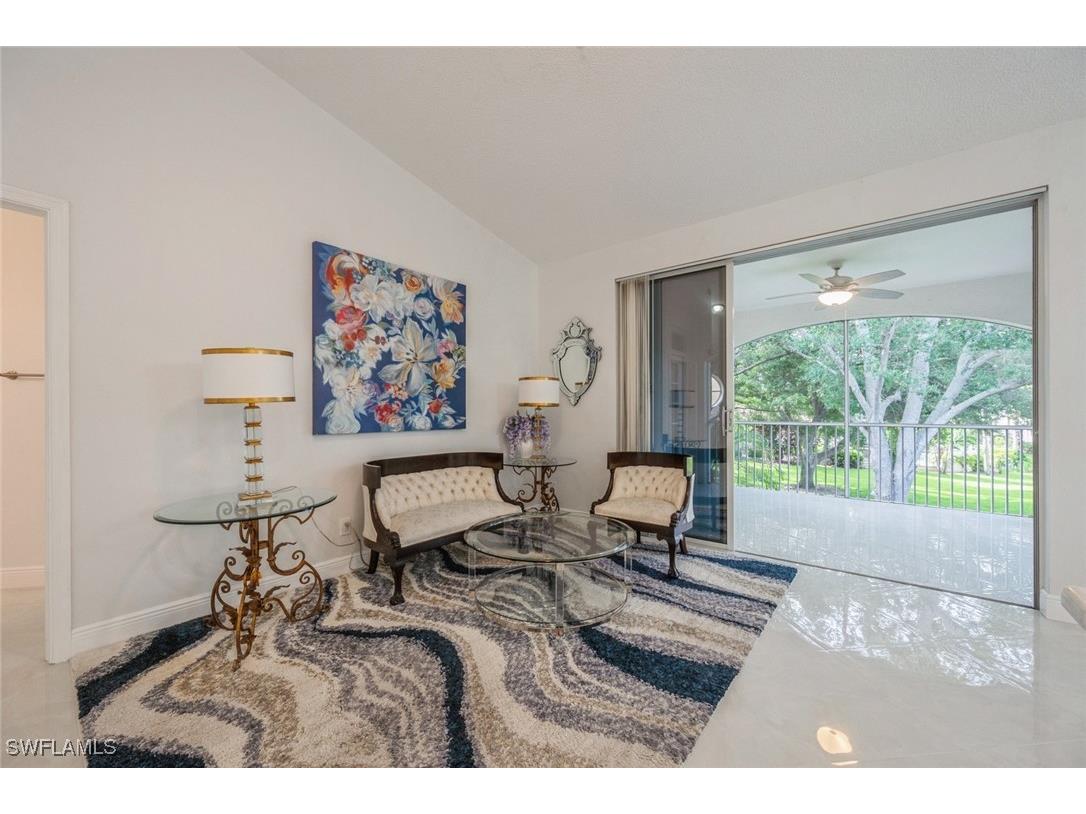 74 Silver Oaks Circle #9-202 Naples FL 34119 225053865 image5