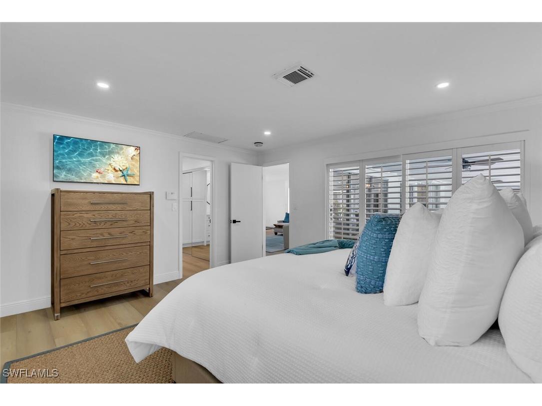 740 Park Shore Drive Naples FL 34103 225050646 image15