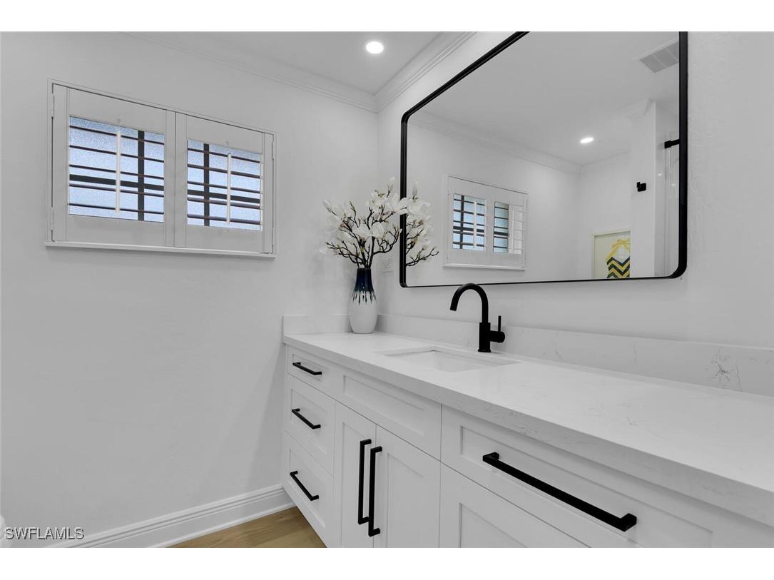 740 Park Shore Drive Naples FL 34103 225050646 image21