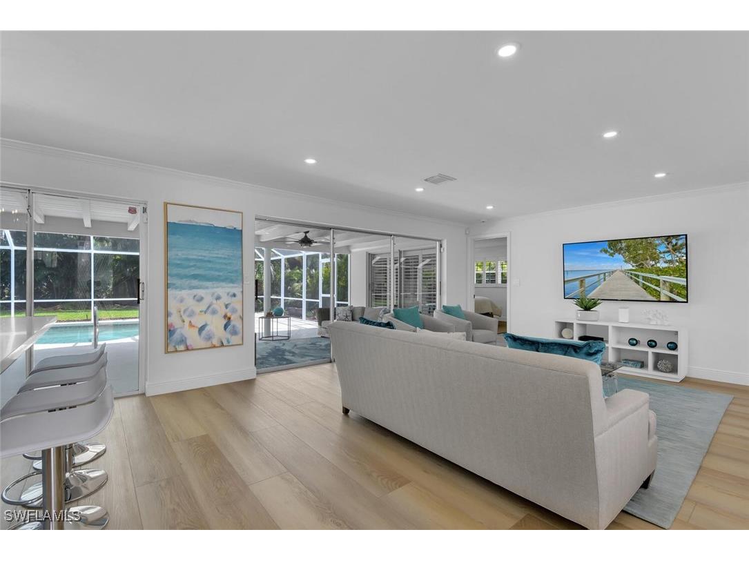 740 Park Shore Drive Naples FL 34103 225050646 image3