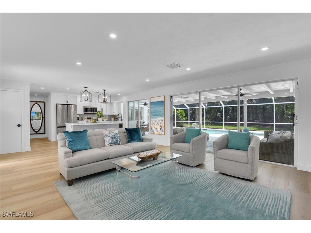 740 Park Shore Drive Naples FL 34103 225050646 image4