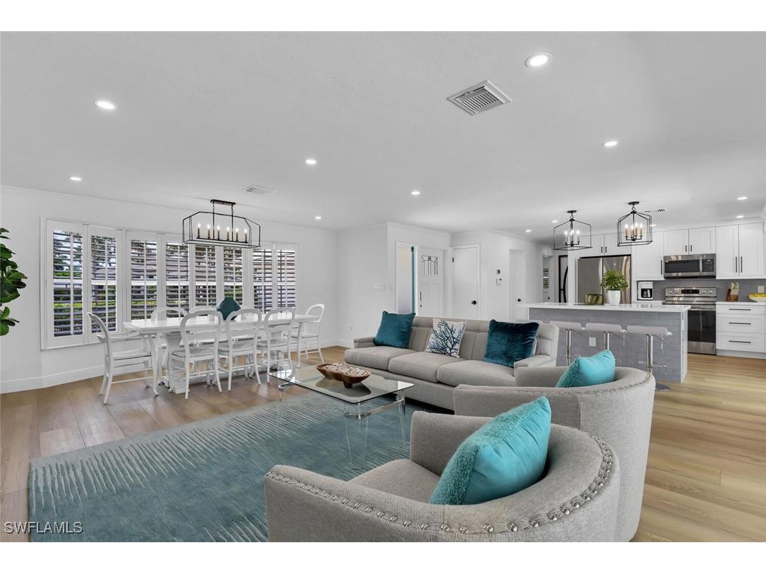 740 Park Shore Drive Naples FL 34103 225050646 image5