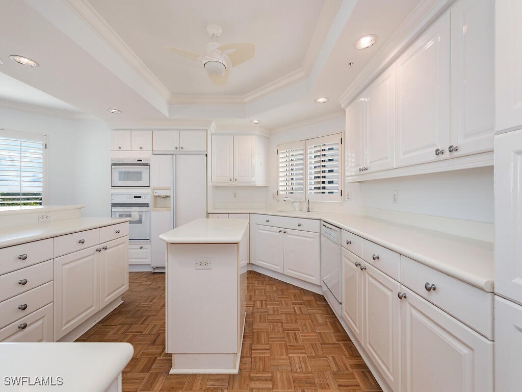 7425 Pelican Bay Boulevard #501 Naples FL 34108 225013485 image8