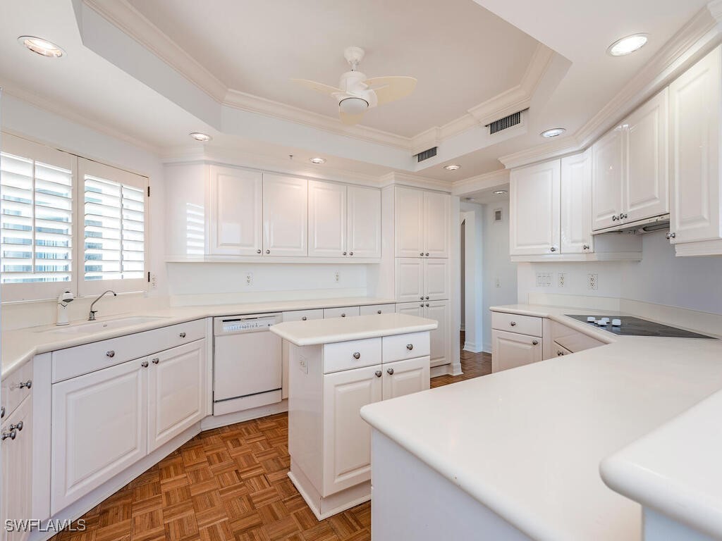 7425 Pelican Bay Boulevard #501 Naples FL 34108 225013485 image9