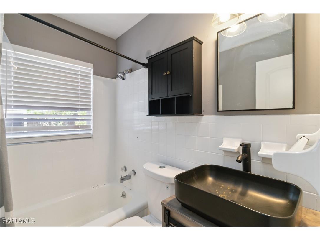 75 Virginia Court Englewood FL 34223 225036066 image27