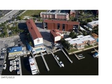 750 River Point Drive Naples FL 34102 224015717 image1