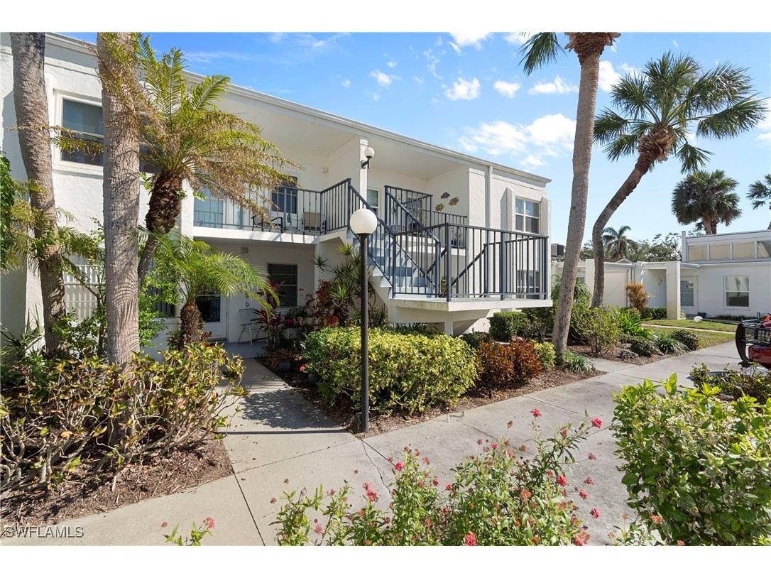 755 Village Circle #203 Venice FL 34292 225028188 image2