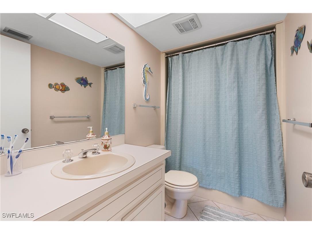 755 Village Circle #203 Venice FL 34292 225028188 image24