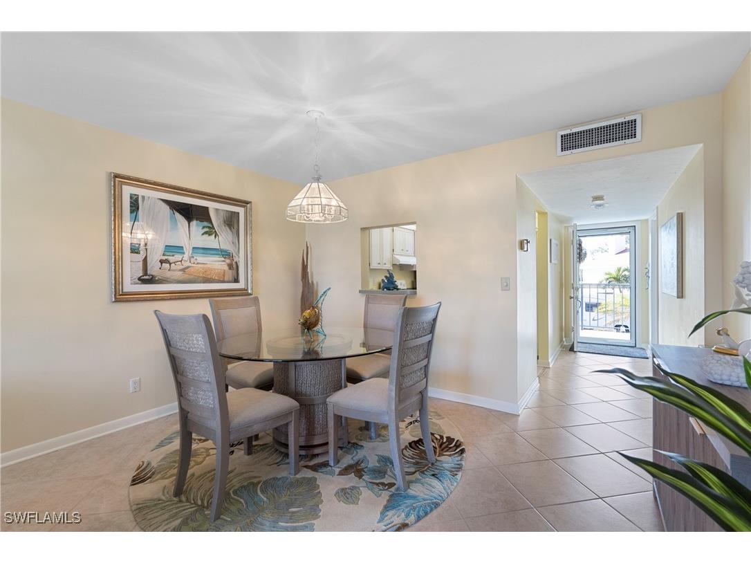 755 Village Circle #203 Venice FL 34292 225028188 image7