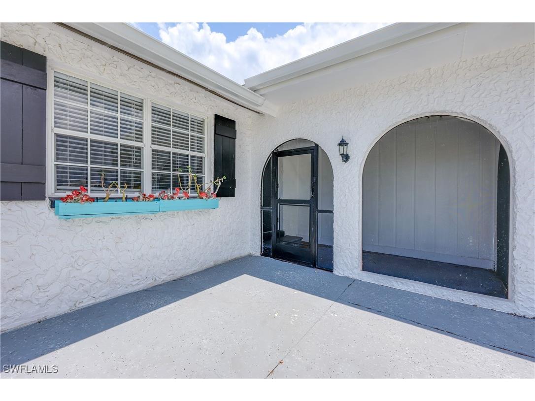 761 95th Avenue N Naples FL 34108 225051205 image7