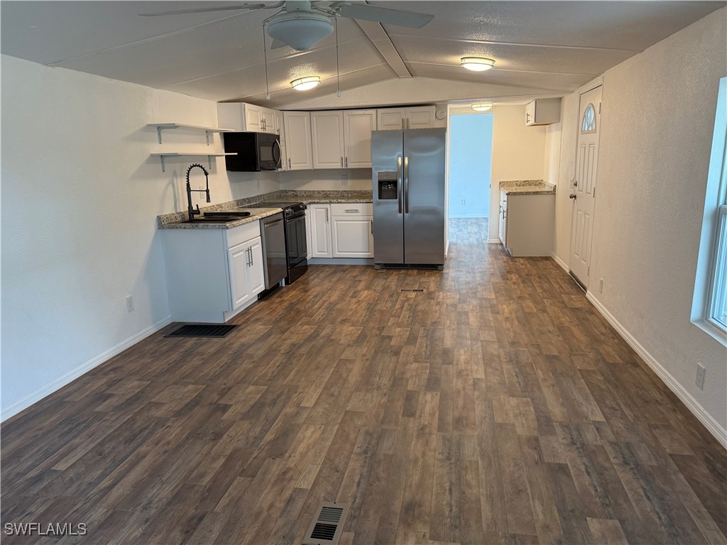 7616 Grady Drive North Fort Myers FL 33917 224104744 image6