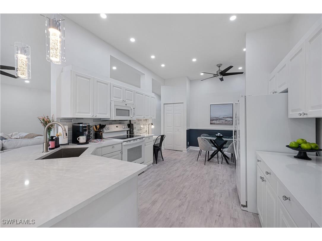 7632 Oleander Gate Drive #202 Naples FL 34109 225023713 image1