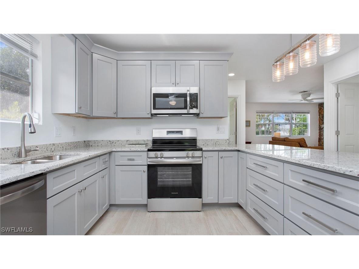 767 Glendale Avenue Naples FL 34110 225045534 image3