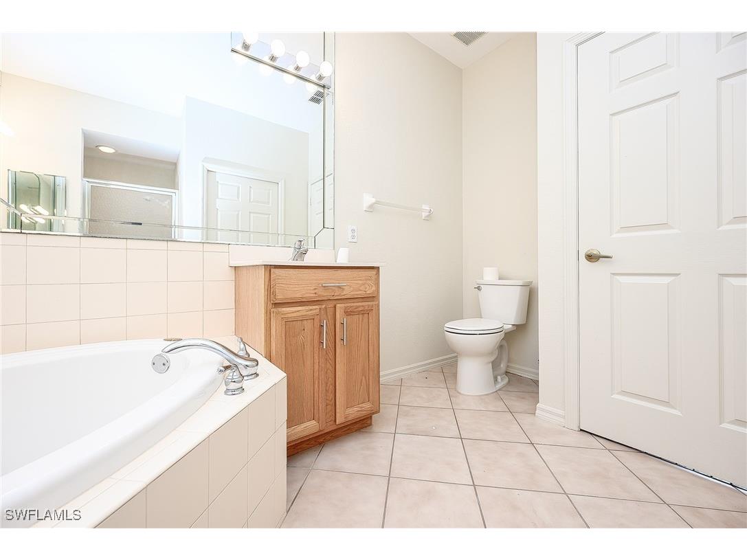 7670 Meadow Lakes Drive #1501 Naples FL 34104 224082754 image10