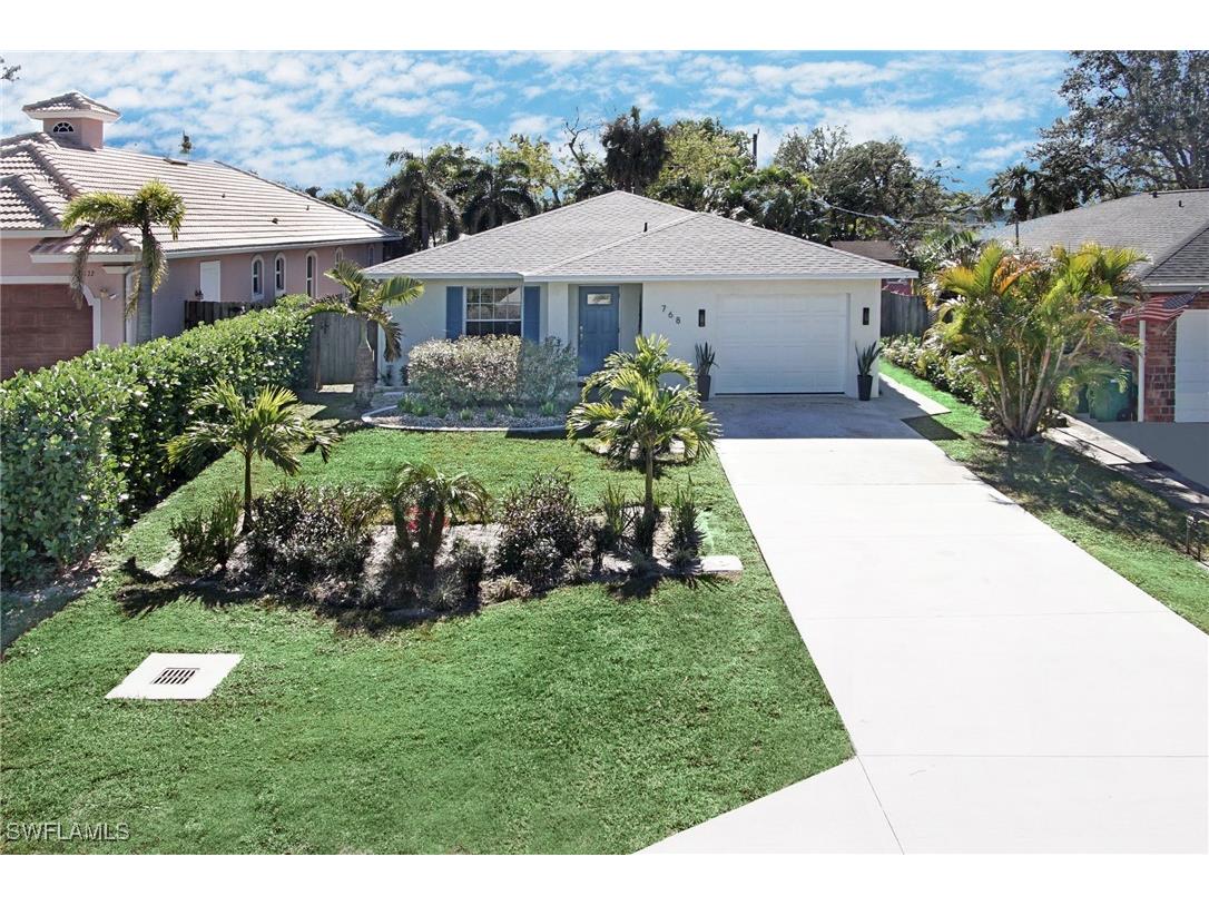 768 96th Avenue N Naples FL 34108 225050703 image1