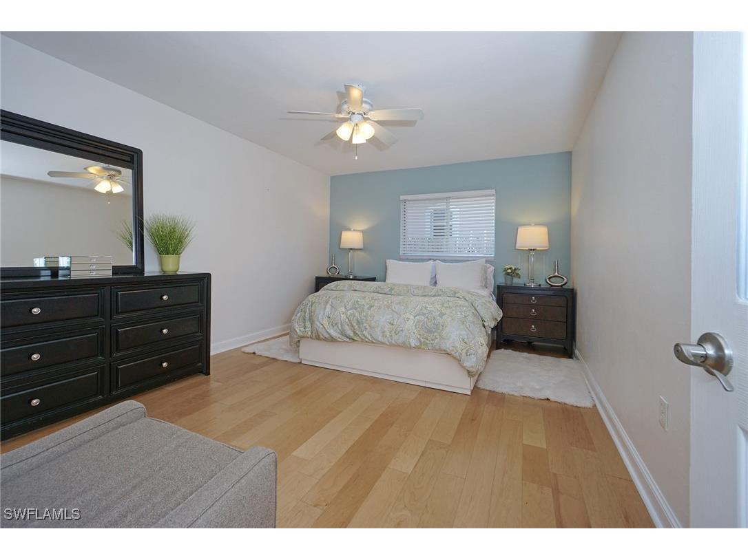 768 96th Avenue N Naples FL 34108 225050703 image24