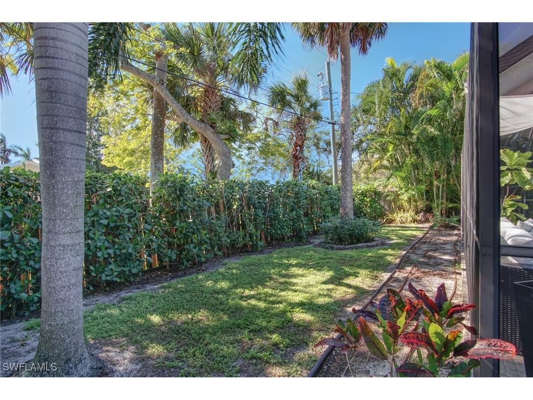 768 96th Avenue N Naples FL 34108 225050703 image31