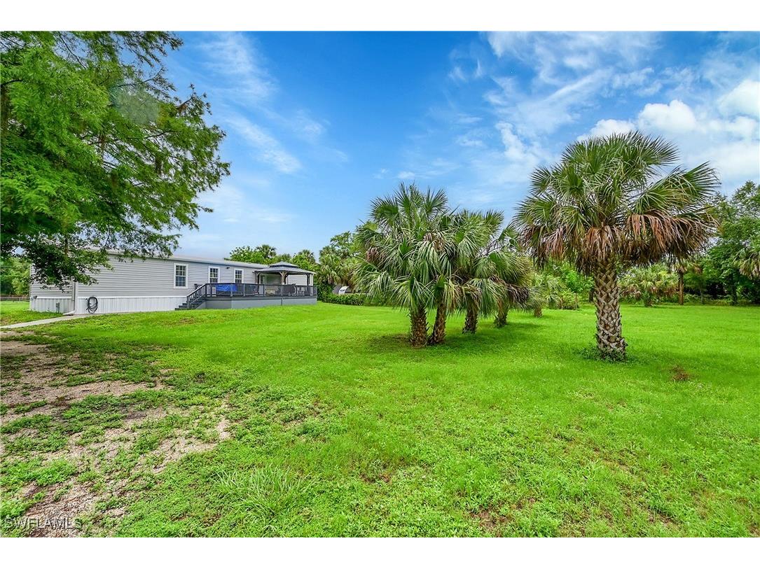 7692 Bartholomew Drive North Fort Myers FL 33917 225053543 image1