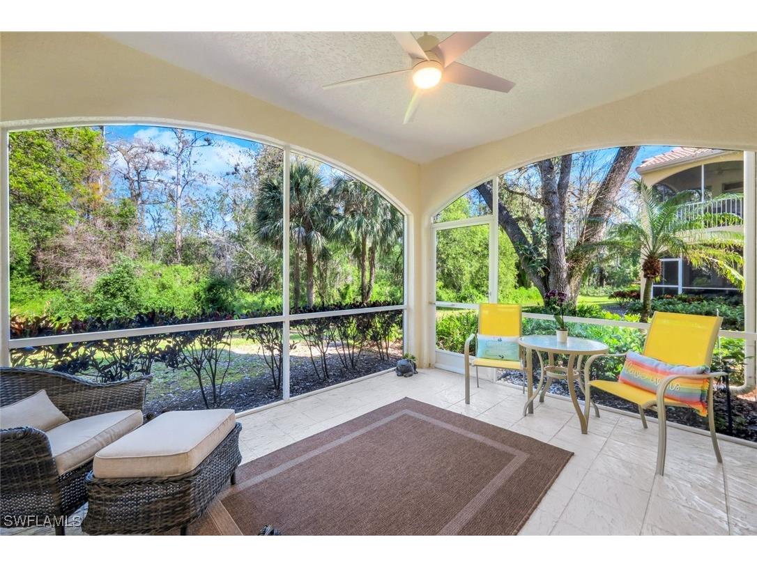 77 Silver Oaks Circle #8-104 Naples FL 34119 225018474 image1