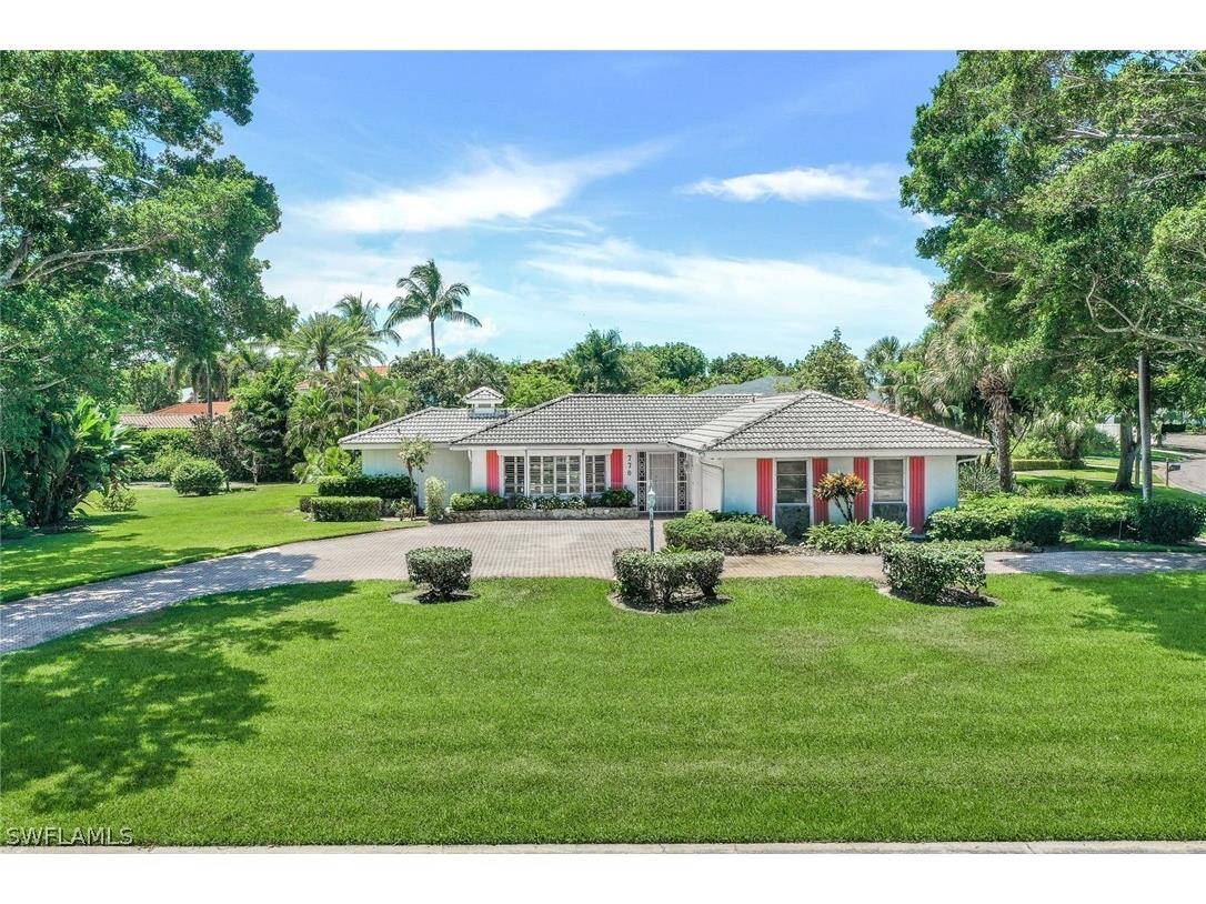 770 Anchor Rode Drive, Naples, FL, 34103 MLS 224043101 Edina Realty