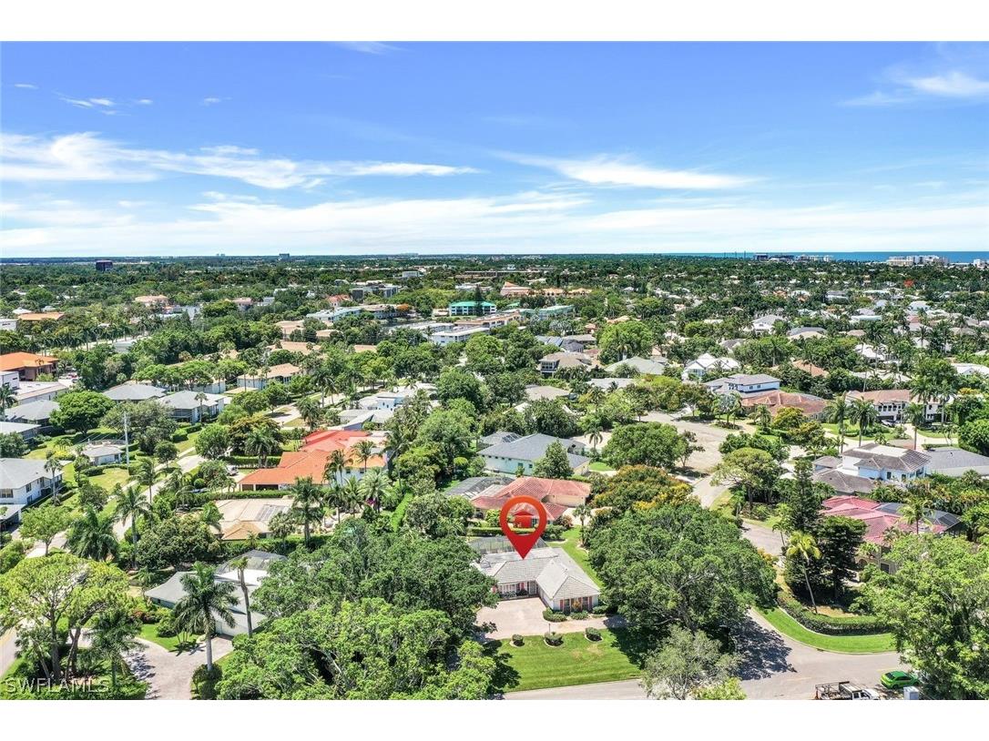 770 Anchor Rode Drive, Naples, FL, 34103 MLS 224043101 Edina Realty