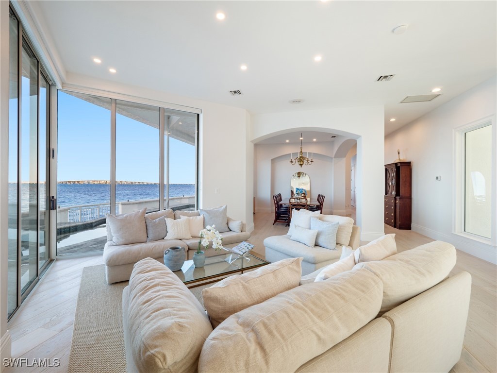 771 Cypress Lake Circle Fort Myers FL 33919 225013372 image8