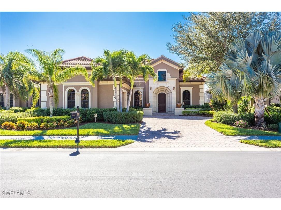 7747 Cottesmore Drive Naples FL 34113 225048802 image1