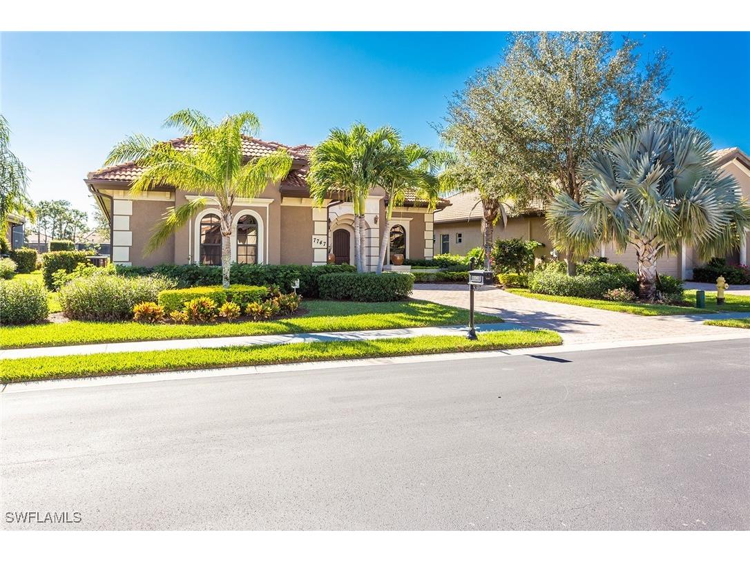 7747 Cottesmore Drive Naples FL 34113 225048802 image2