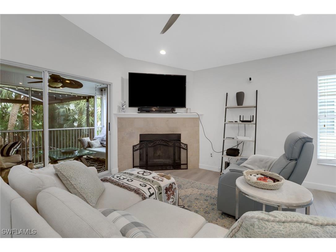 779 Park Avenue Naples FL 34110 225023392 image6