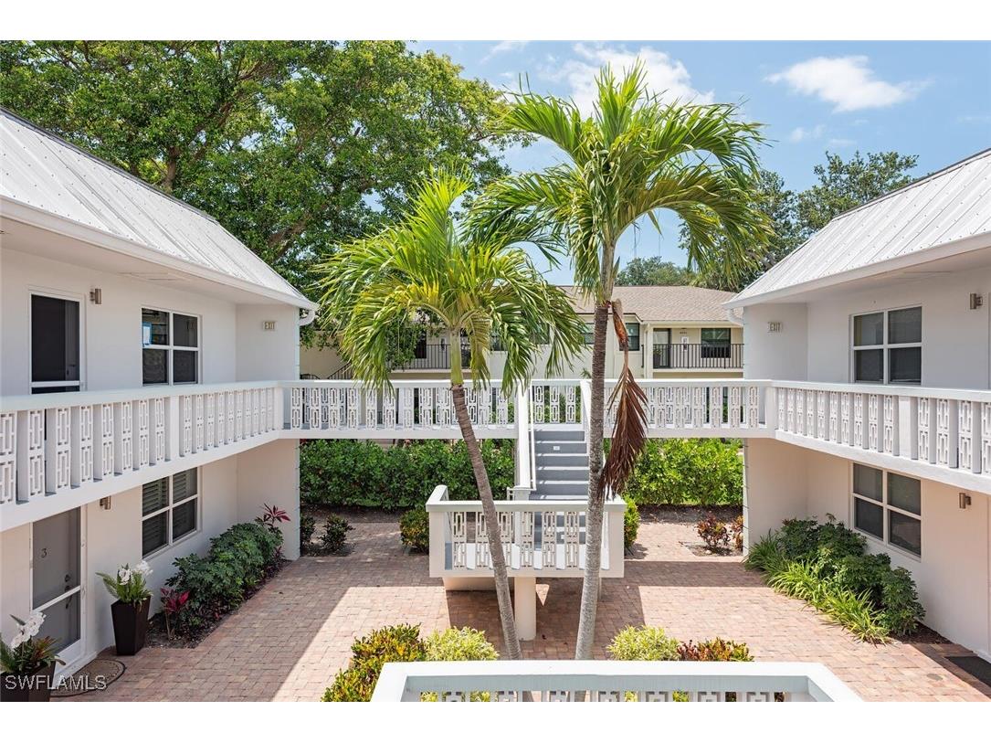 780 10th Avenue S #23 Naples FL 34102 225043197 image1