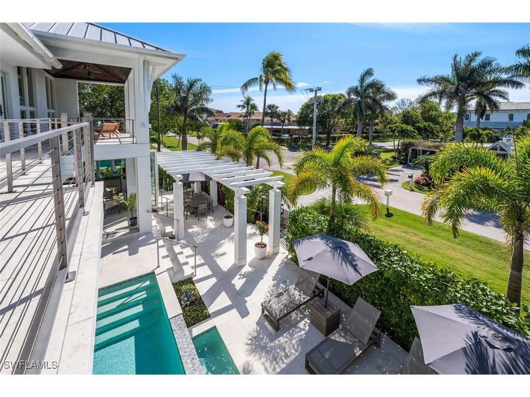 783 11th Avenue S Naples FL 34102 225019370 image2