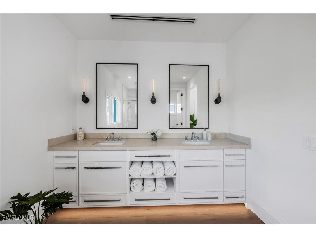 783 11th Avenue S Naples FL 34102 225019370 image24