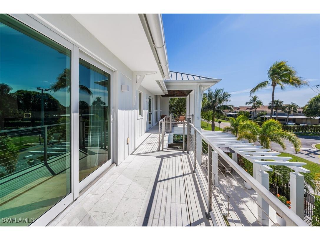 783 11th Avenue S Naples FL 34102 225019370 image38