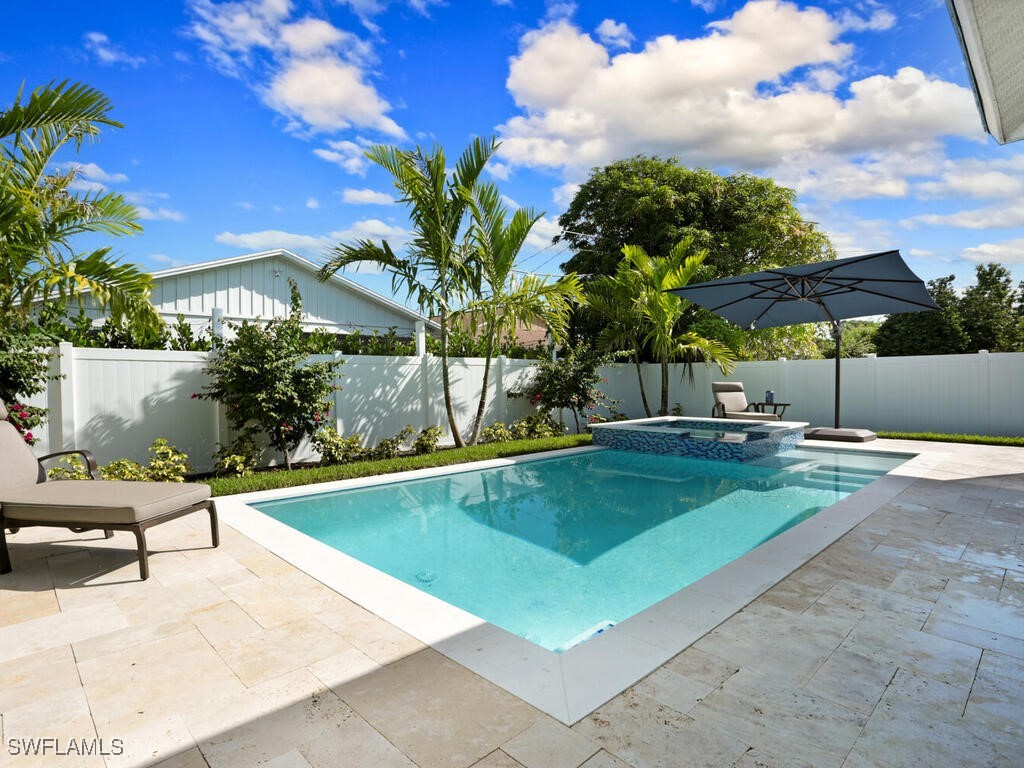 783 92nd Avenue N Naples FL 34108 225044659 image1