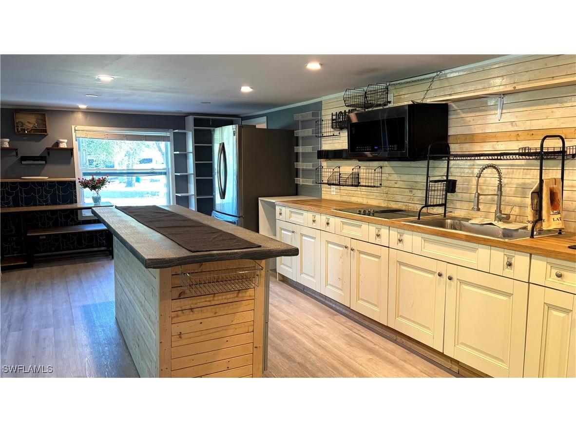 7890 Marx Drive North Fort Myers FL 33917 224093342 image15