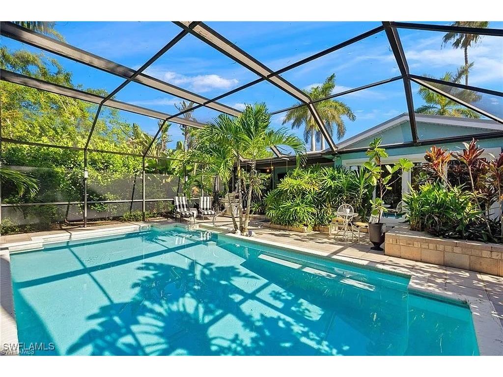 792 108th Avenue N Naples FL 34108 225046037 image1