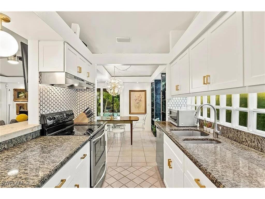 792 108th Avenue N Naples FL 34108 225046037 image5