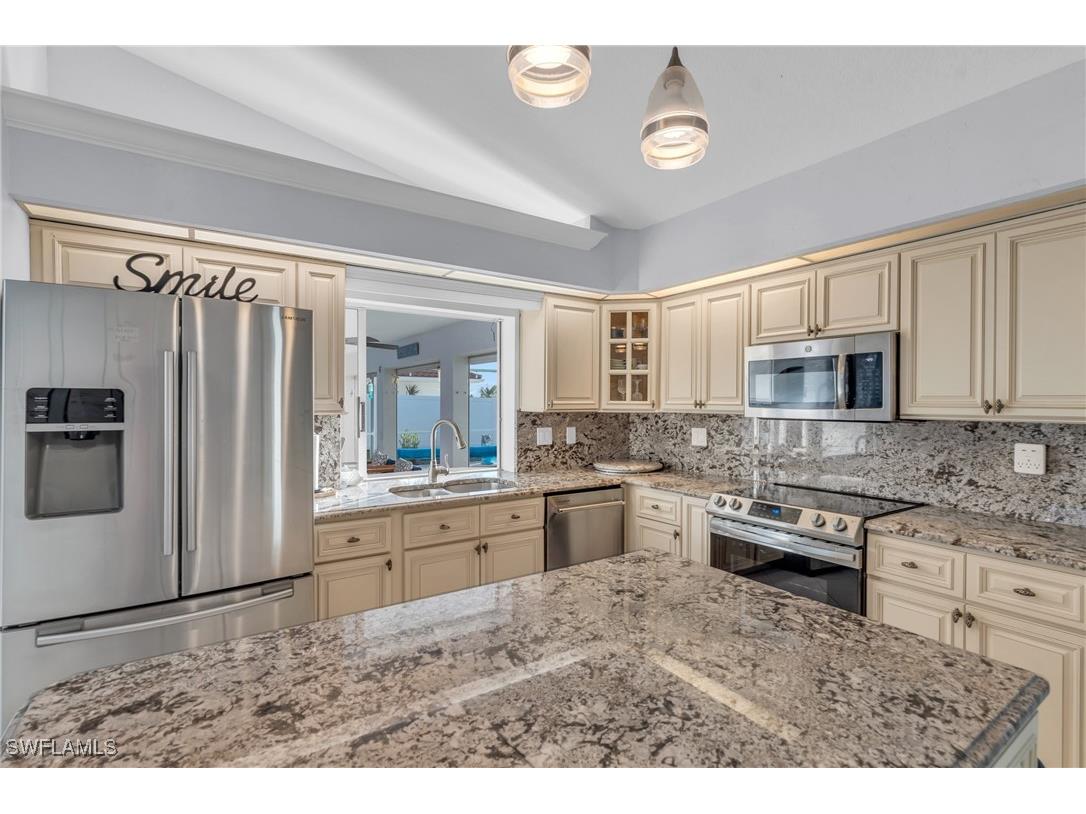 800 SW Santa Barbara Place Cape Coral FL 33991 224098241 image11