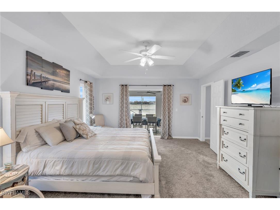 800 SW Santa Barbara Place Cape Coral FL 33991 224098241 image16