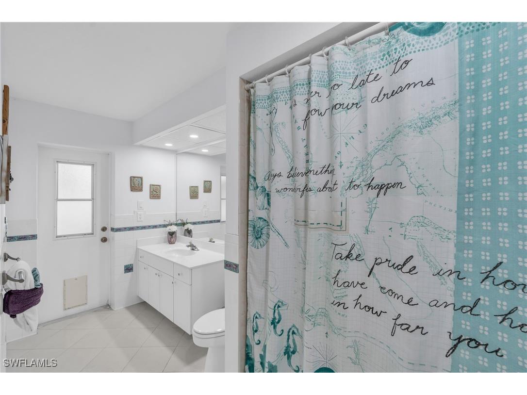 800 SW Santa Barbara Place Cape Coral FL 33991 224098241 image24