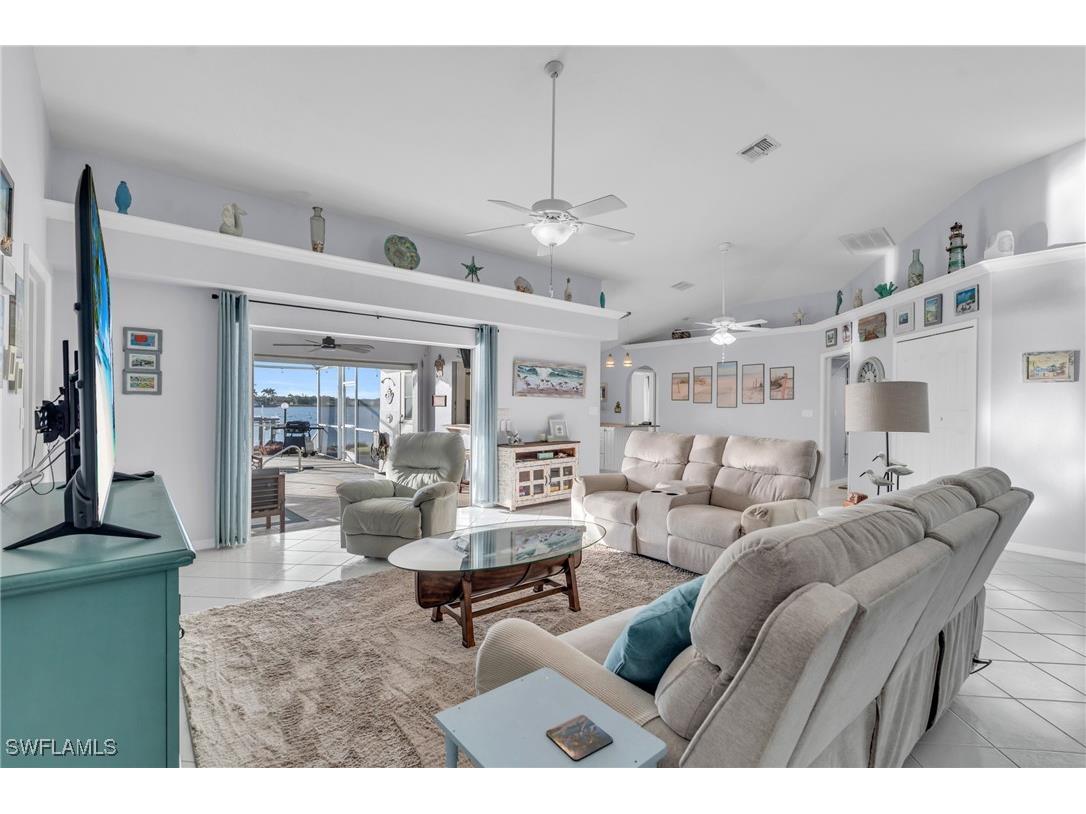 800 SW Santa Barbara Place Cape Coral FL 33991 224098241 image7