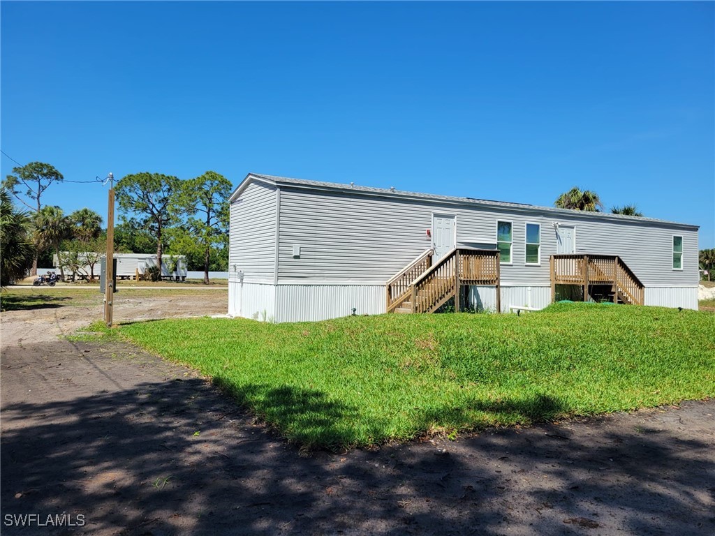 8019 Grady Drive North Fort Myers FL 33917 225033149 image20