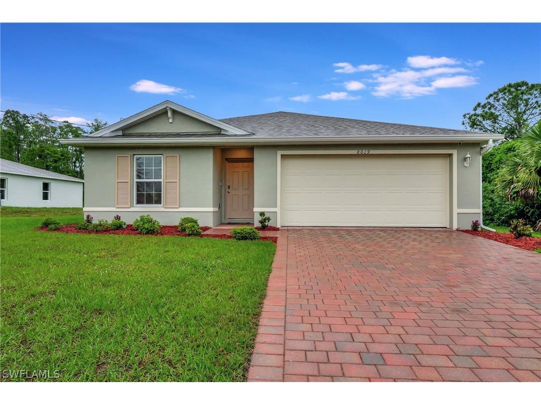 8019 Memory Circle, Labelle, FL, 33935 MLS 224024677 Edina Realty