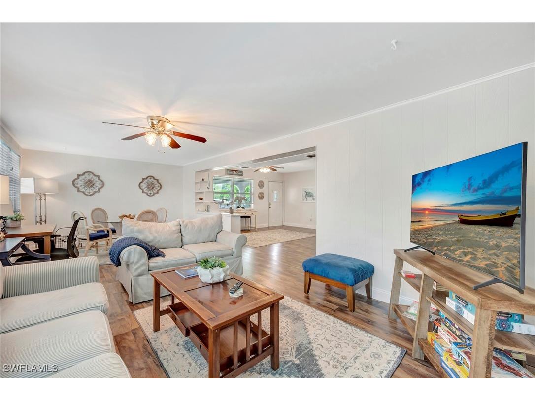 802 8th Court W Naples FL 34108 224070066 image13