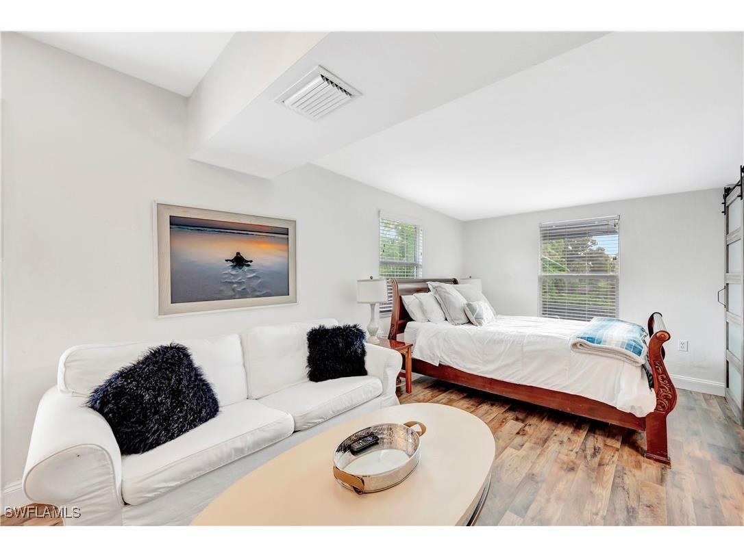 802 8th Court W Naples FL 34108 224070066 image15