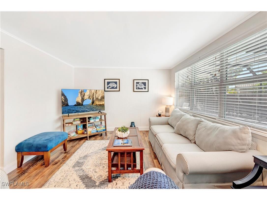 802 8th Court W Naples FL 34108 224070066 image24