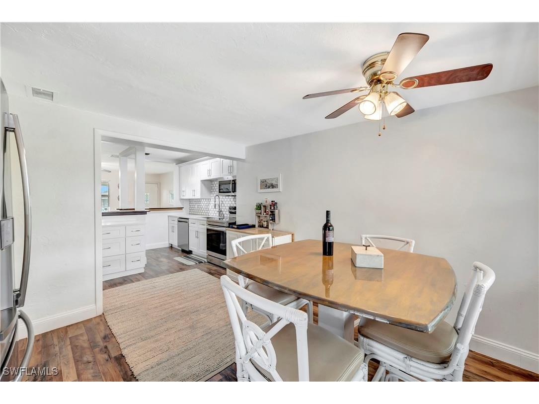 802 8th Court W Naples FL 34108 224070066 image28