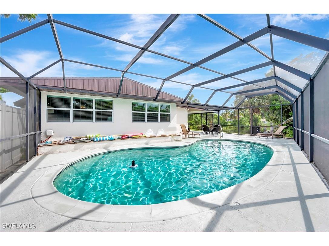 802 8th Court W Naples FL 34108 224070066 image38