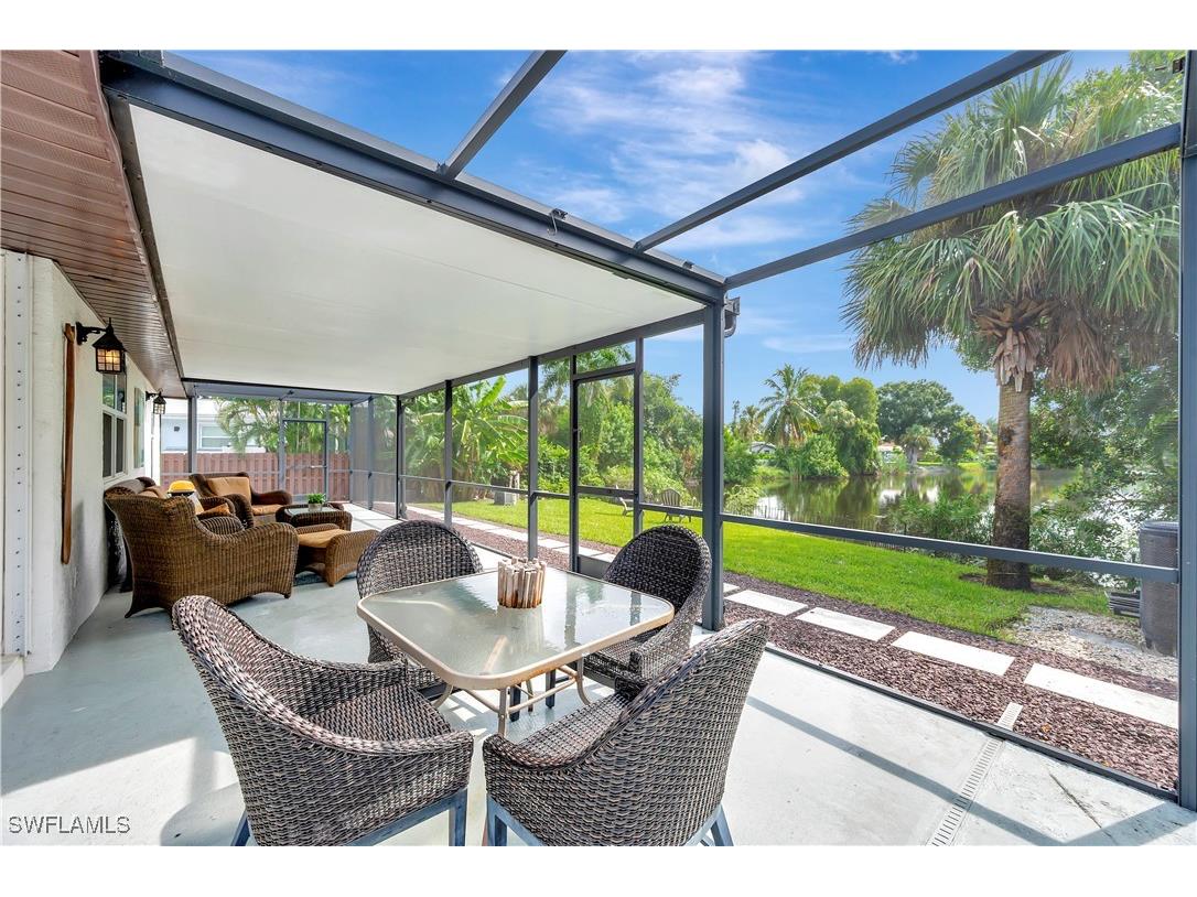 802 8th Court W Naples FL 34108 224070066 image39